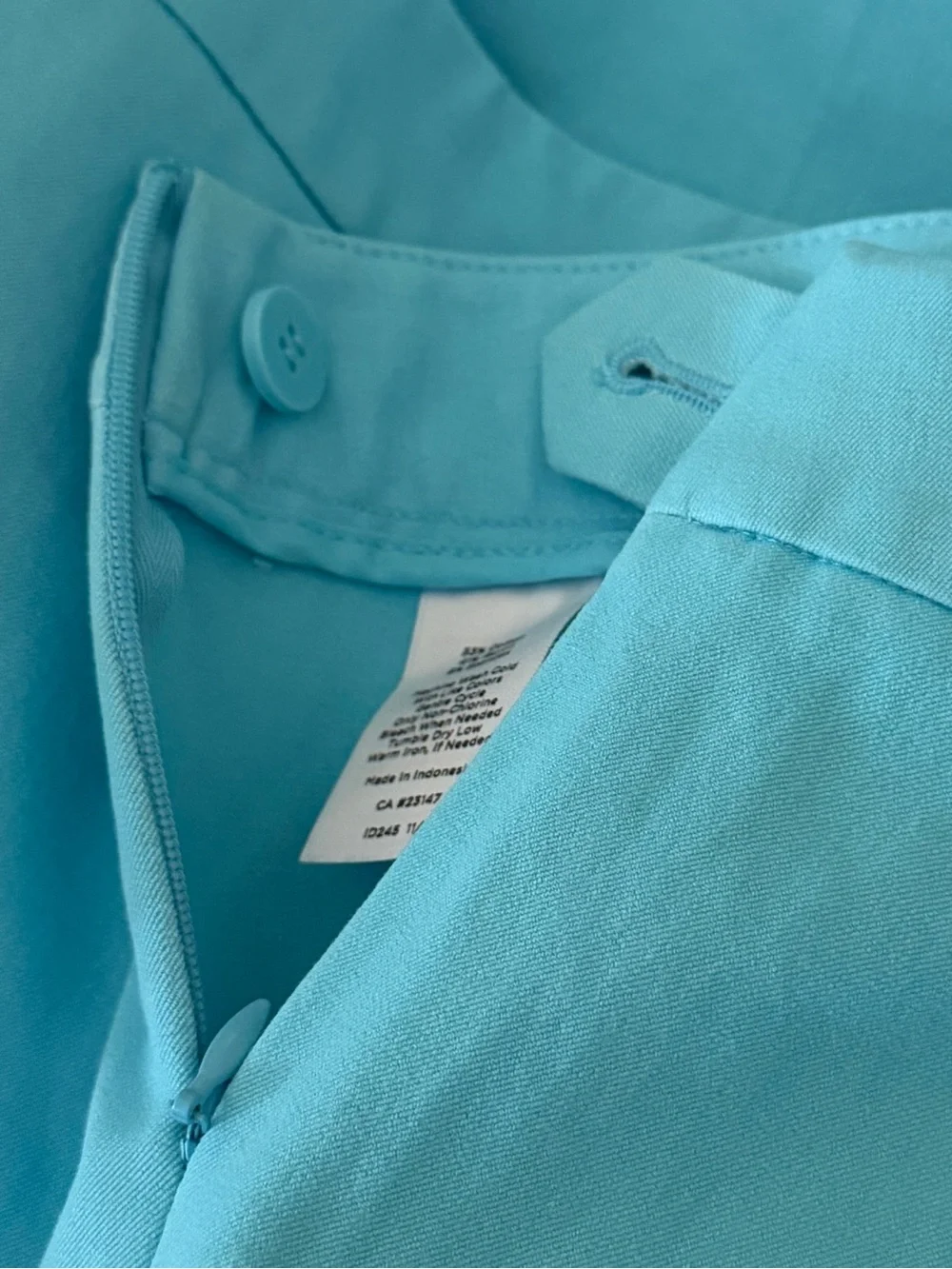 Talbots Chatham Crop pants with scalloped edges. Tiffany Blue size 16P NEW